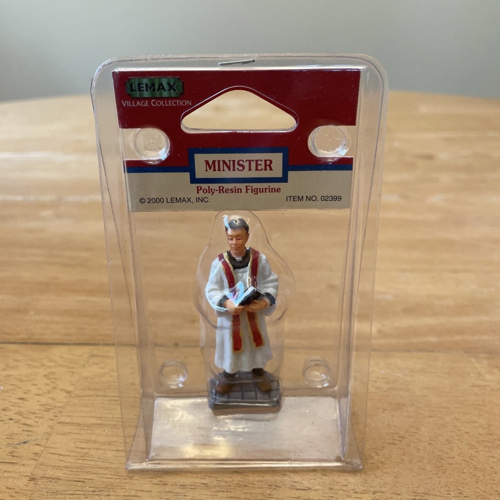 Lemax Minister Town Village Christmas Accessory #02399 RETIRED 2000